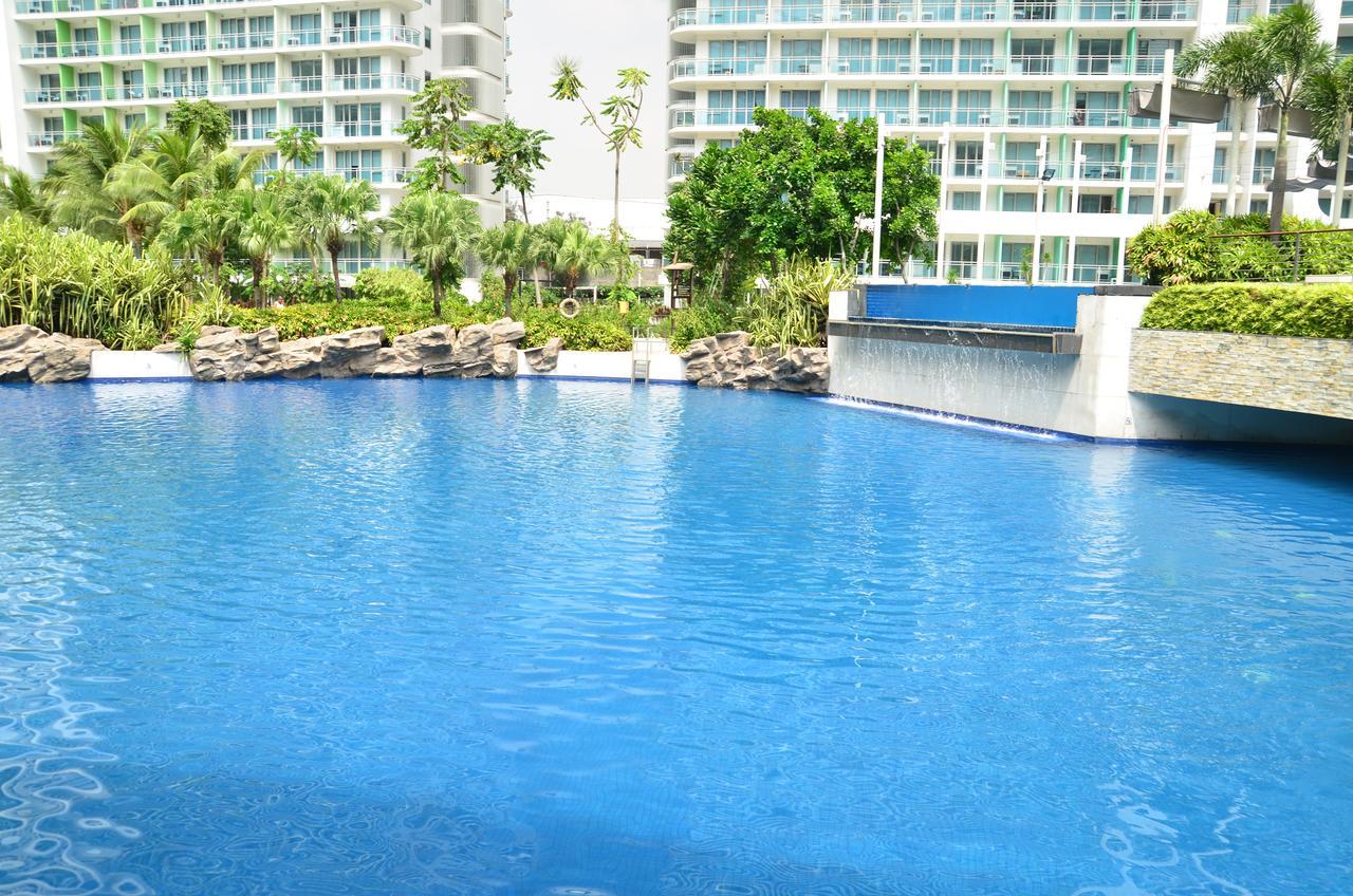 Azure Urban Resort Residences Manille Extérieur photo