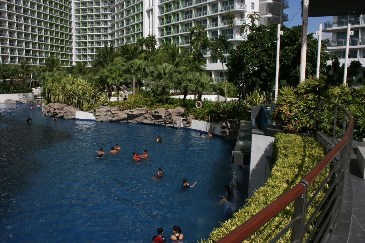 Azure Urban Resort Residences Manille Extérieur photo