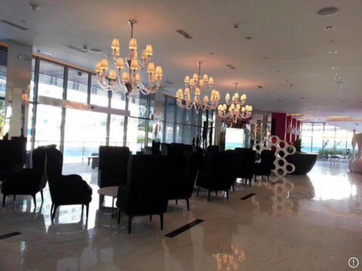 Azure Urban Resort Residences Manille Extérieur photo